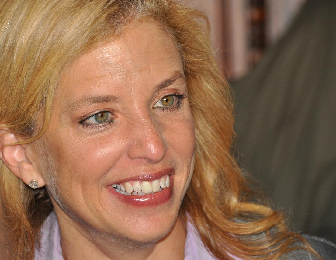 Wasserman Schultz Breaks With Obama Over Cuba