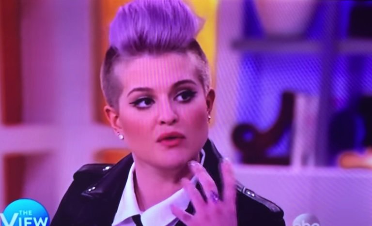 Hollywood Celebrity Says All Latinos Clean Toilets