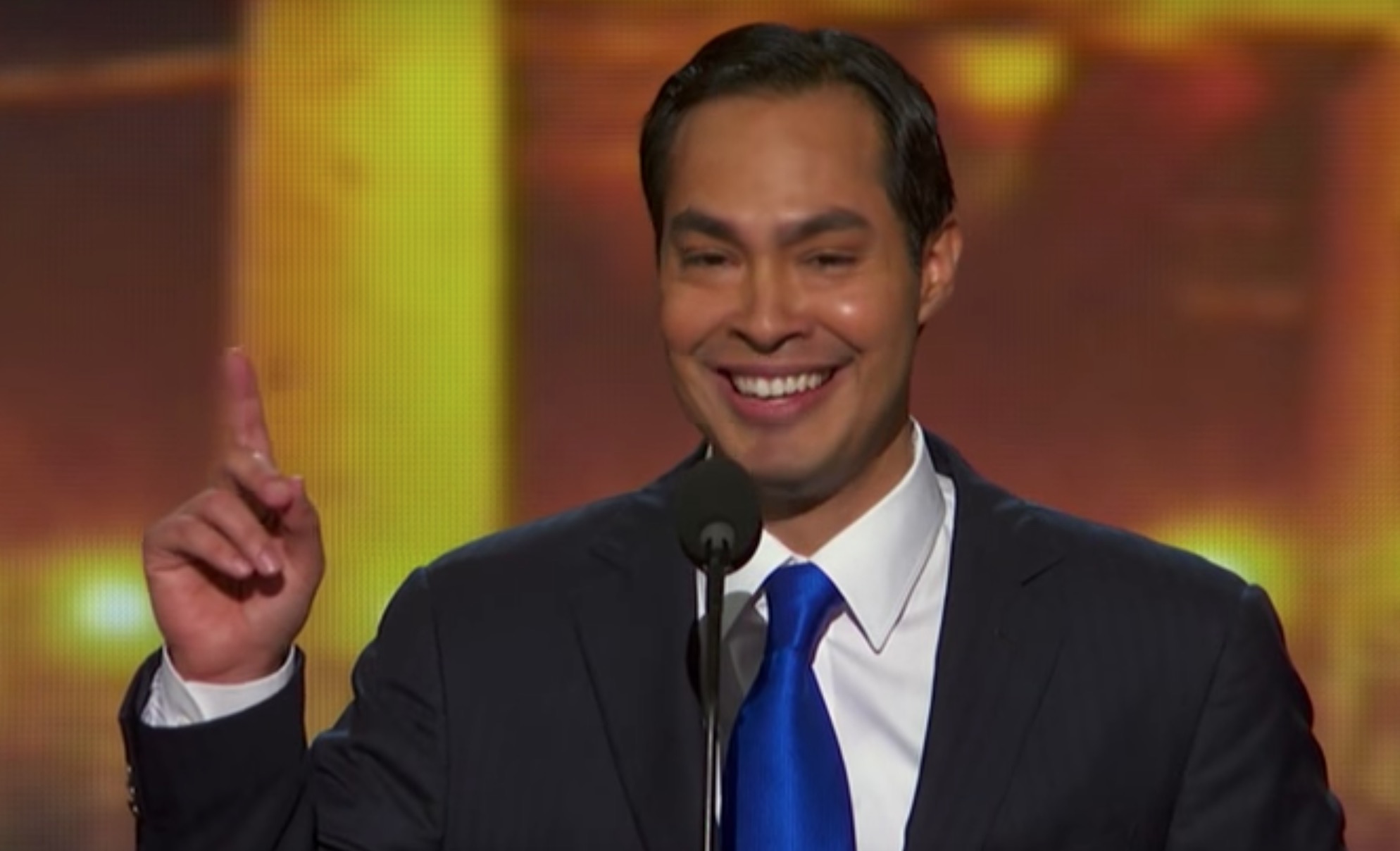 Julian Castro eyes presidency, brother Joaquin confirms