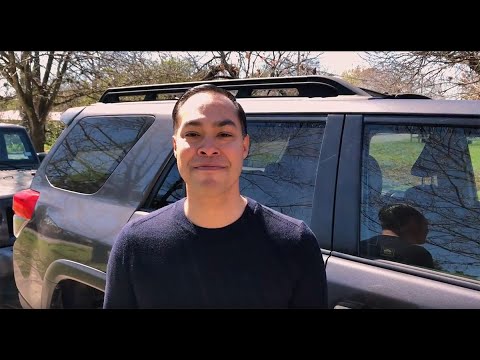 Julian Castro unveils immigration plan