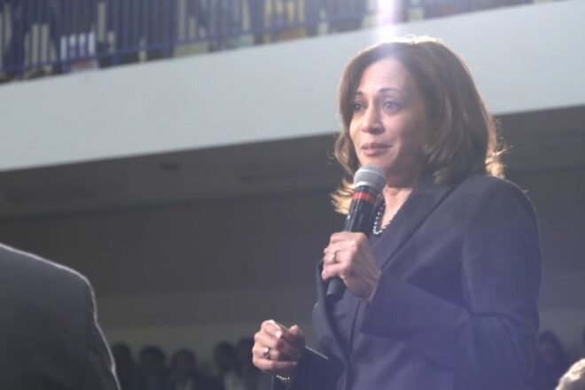 A laughing Kamala Harris agrees that Trump is 