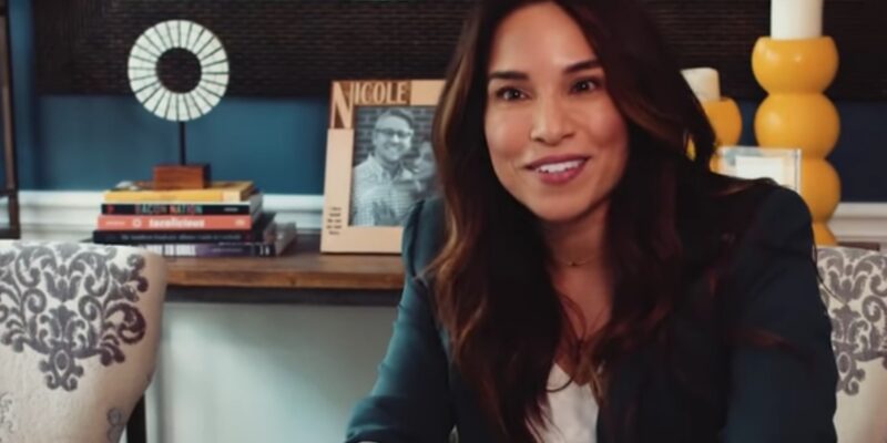 Navy Veteran Nicole Rodden backs 