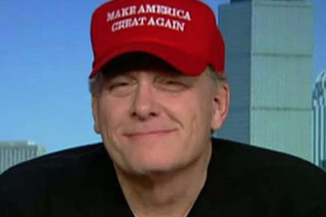 Curt Schilling flirts with 2020 congressional run in AZ