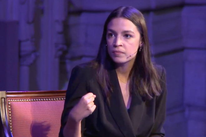 Ocasio-Cortez Declares Democratic Party as a 'center-conservative party'