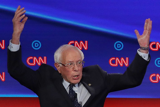 Sanders to CNN: 'I'm dealing with a f---ing global crisis'