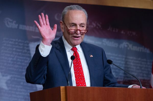 Schumer Says White House, Democrats ‘Have a Deal’ on Additional Funding For Coronavirus Small-Business Loan