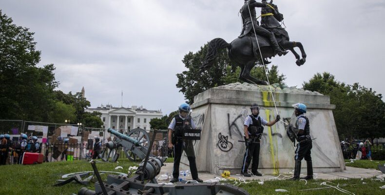 National Guard Troops Deployed to Protect DC National Monuments Amid Protests
